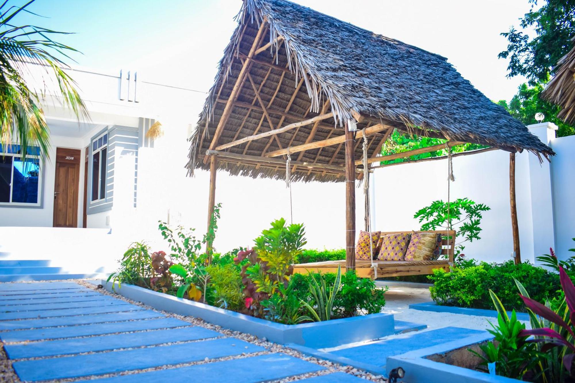 Uhuru House And Restaurant Nungwi Dış mekan fotoğraf